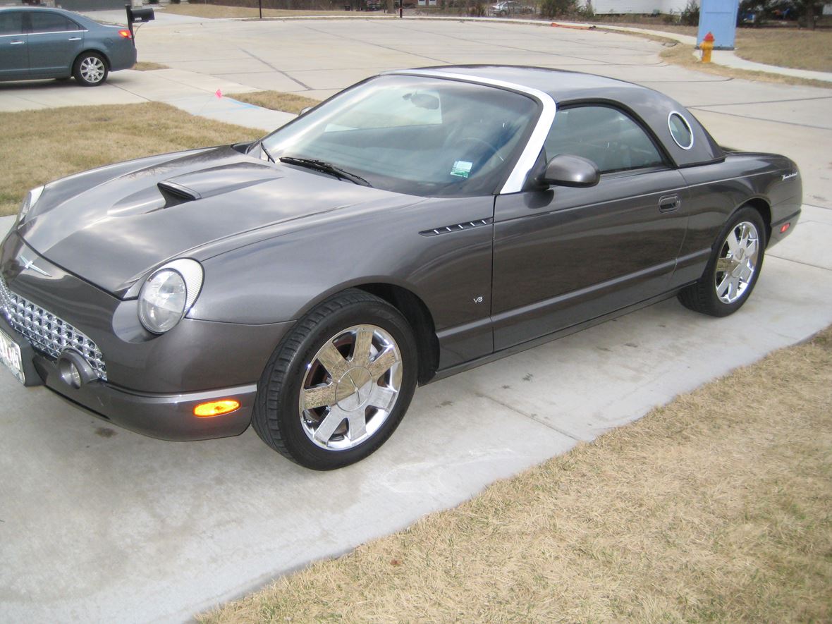 2003 Ford Thunderbird for sale by owner in Saint Charles