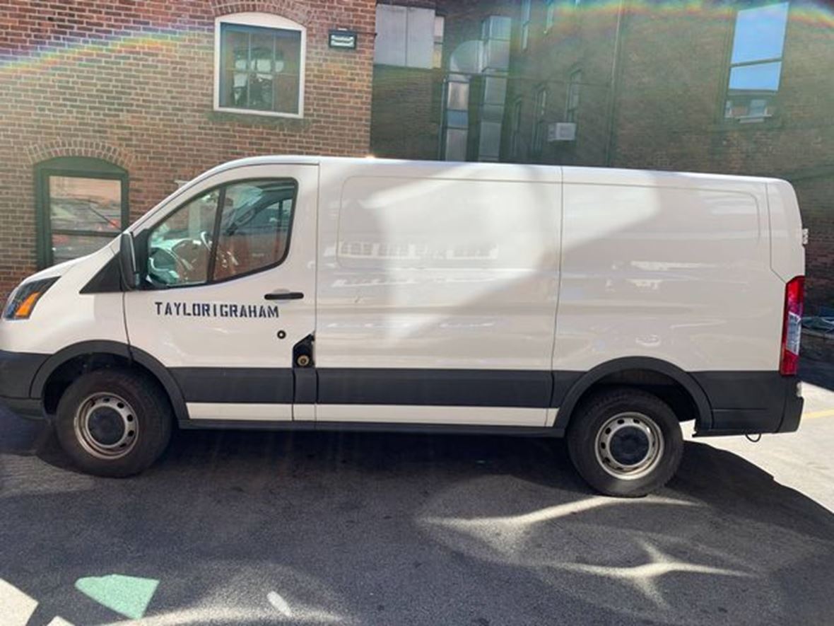 2015 Ford Transit Cargo for sale by owner in Greenwich