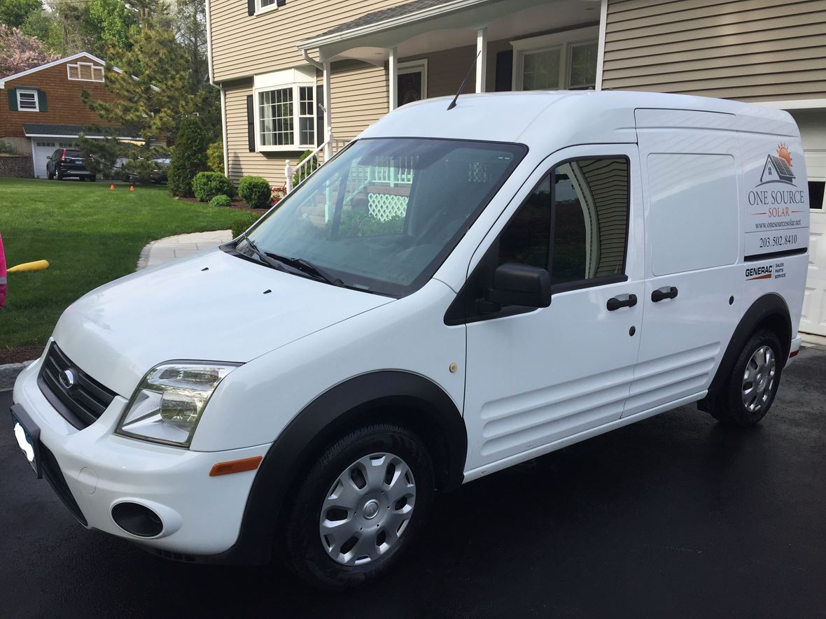 2011 Ford Transit Connect for sale by owner in Trumbull