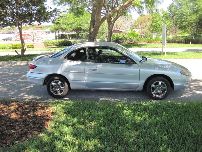2000 Ford ZX2 for Sale by Owner in Valrico, FL 33594