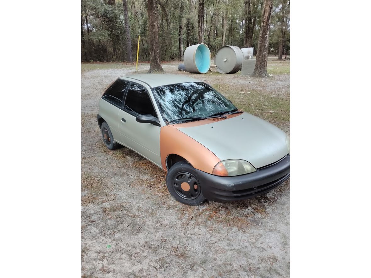 2000 Geo Metro for sale by owner in Fort White