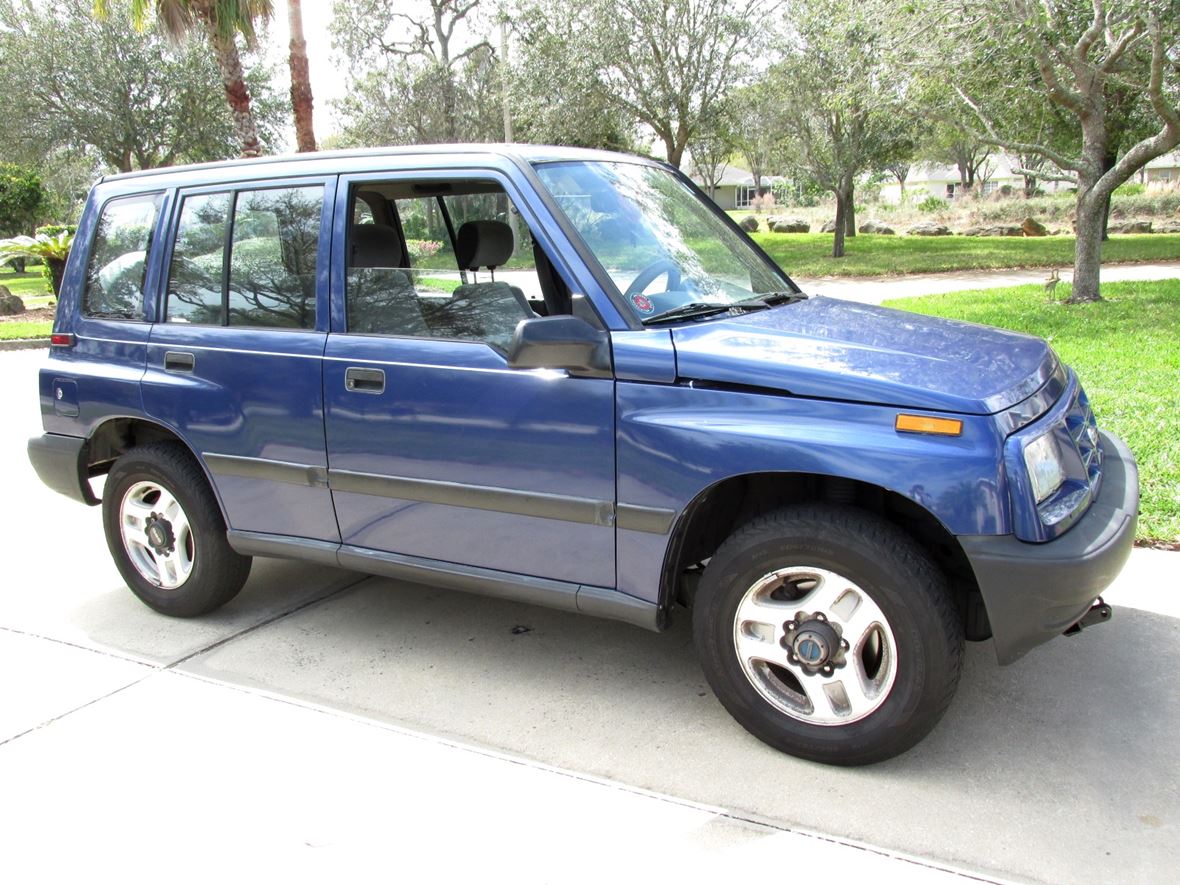 1996 Geo Tracker for sale by owner in Daytona Beach