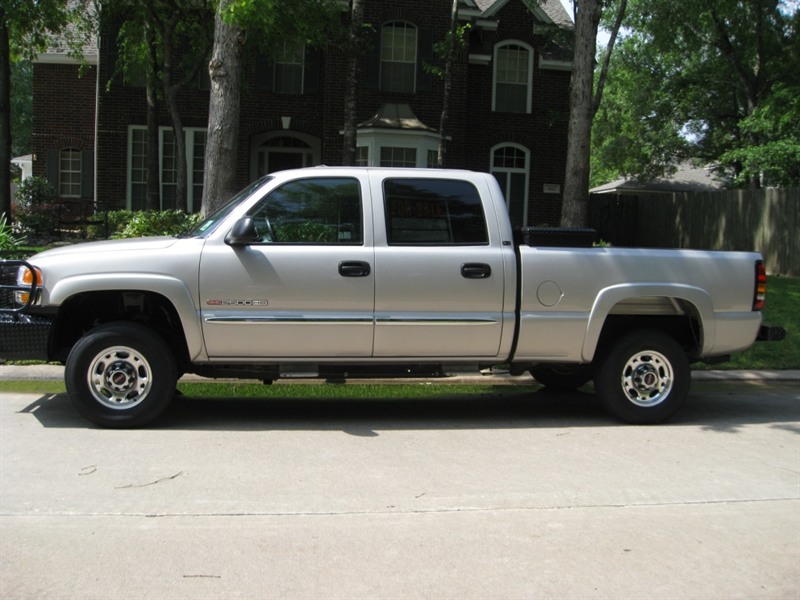 2005 GMC Sierra SLE 2500HD Sale by Owner in Kingwood, TX 77345