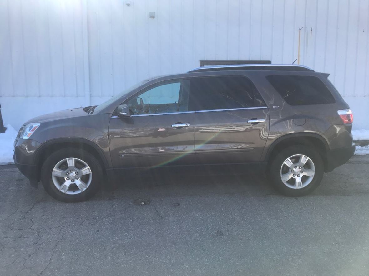 2009 GMC Acadia for sale by owner in Cranston
