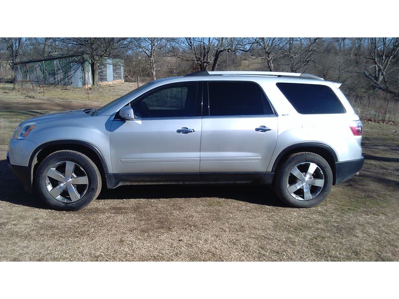 2011 GMC Acadia for sale by owner in Gravette
