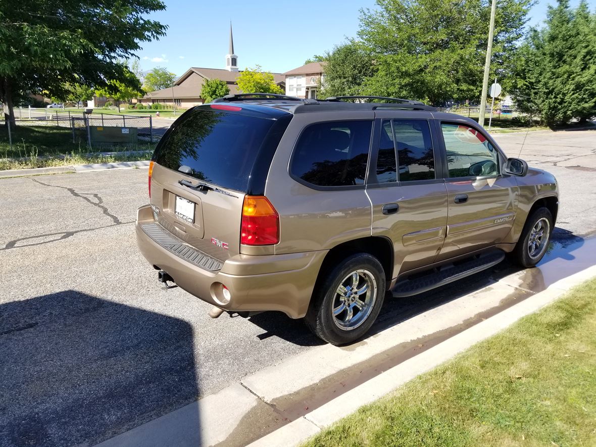 2003 GMC Envoy for sale by owner in Roy