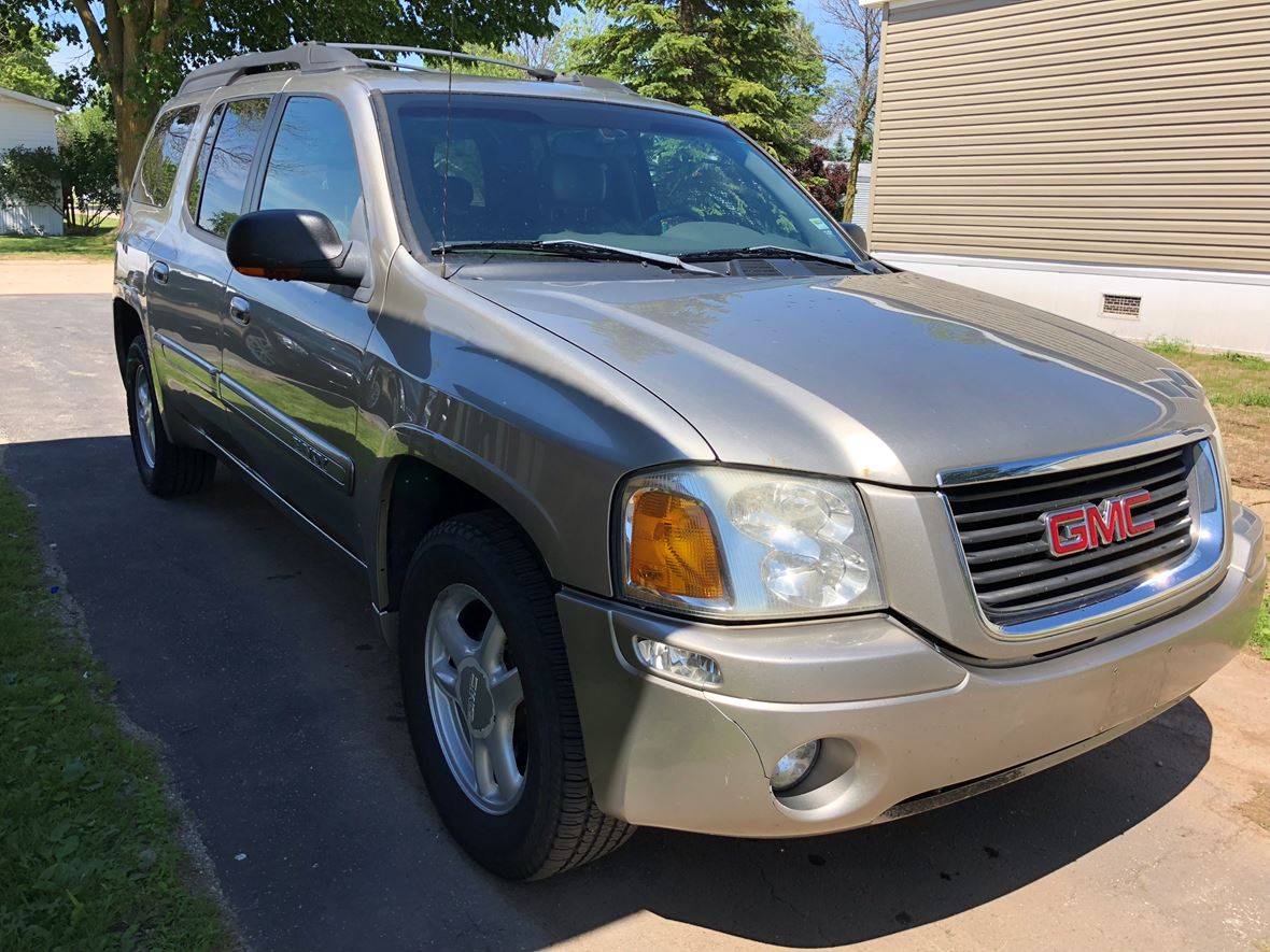 2004 GMC Envoy for sale by owner in Fond du Lac