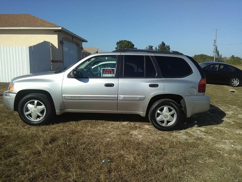 2005 GMC Envoy for sale by owner in Cape Coral