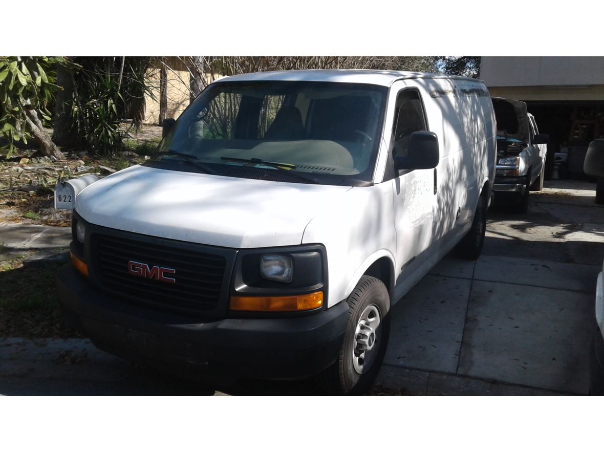2005 GMC Savana Cargo for sale by owner in Altamonte Springs
