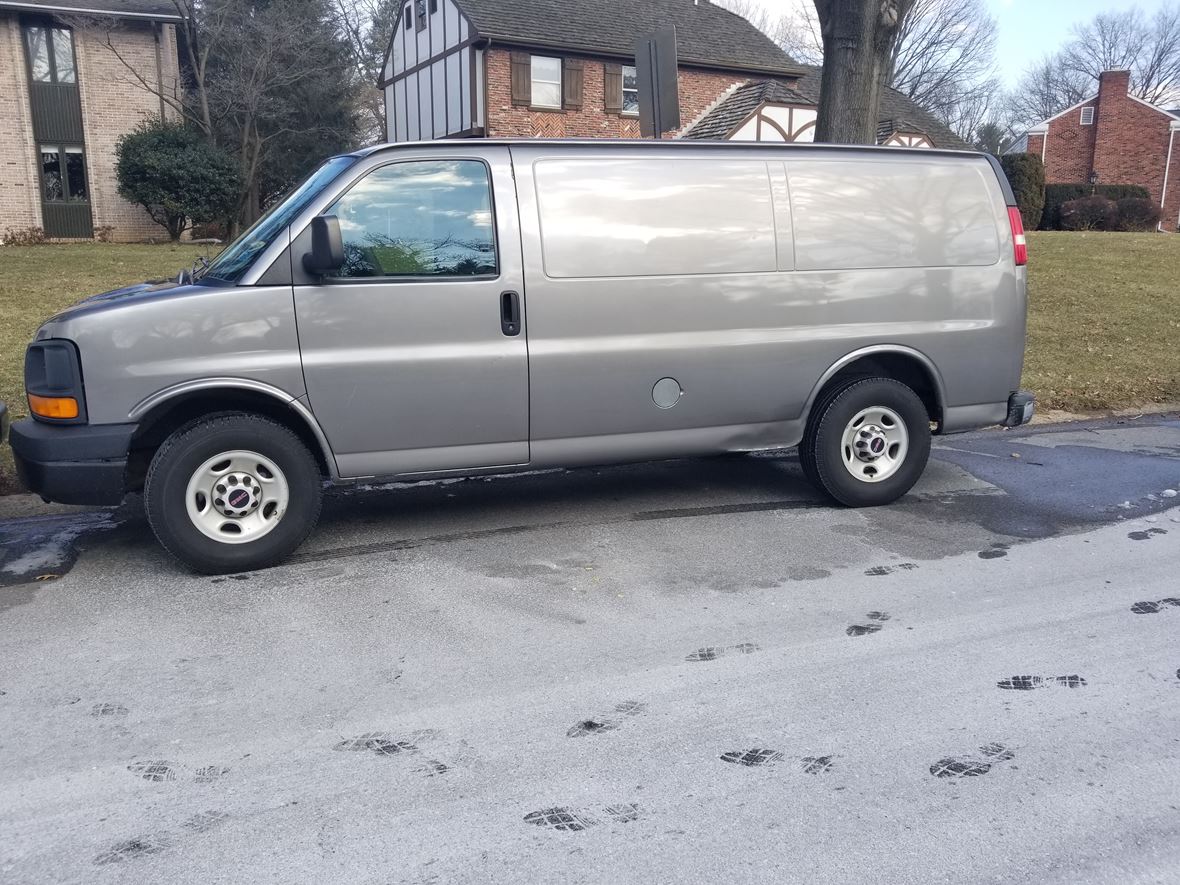 2007 GMC Savana Cargo for sale by owner in Lancaster