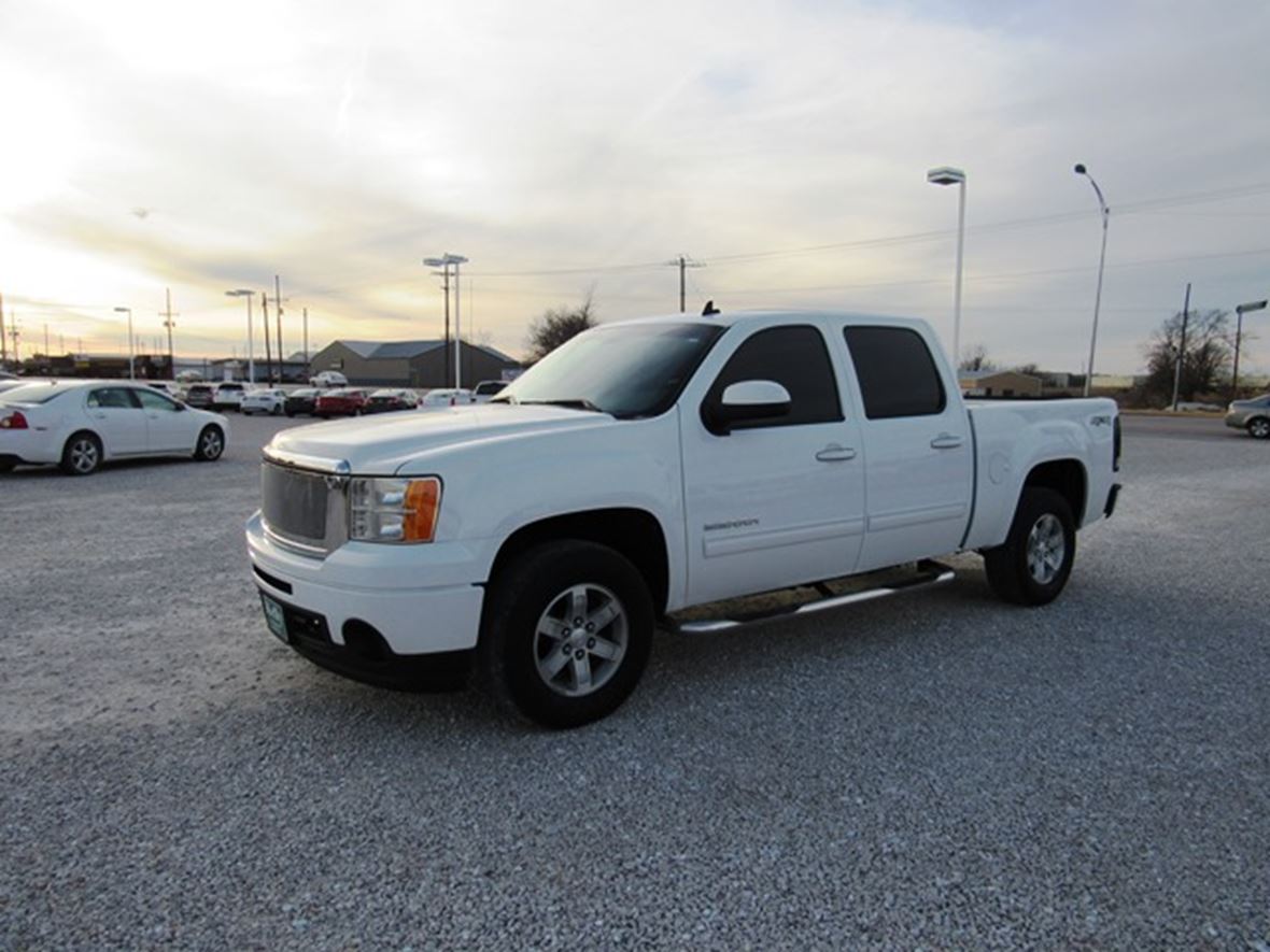 2011 GMC Sierra 1500 for sale by owner in Moberly