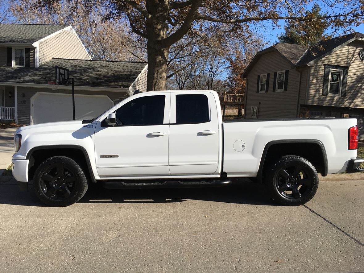 2018 GMC Sierra 1500 Classic for sale by owner in Saint Joseph