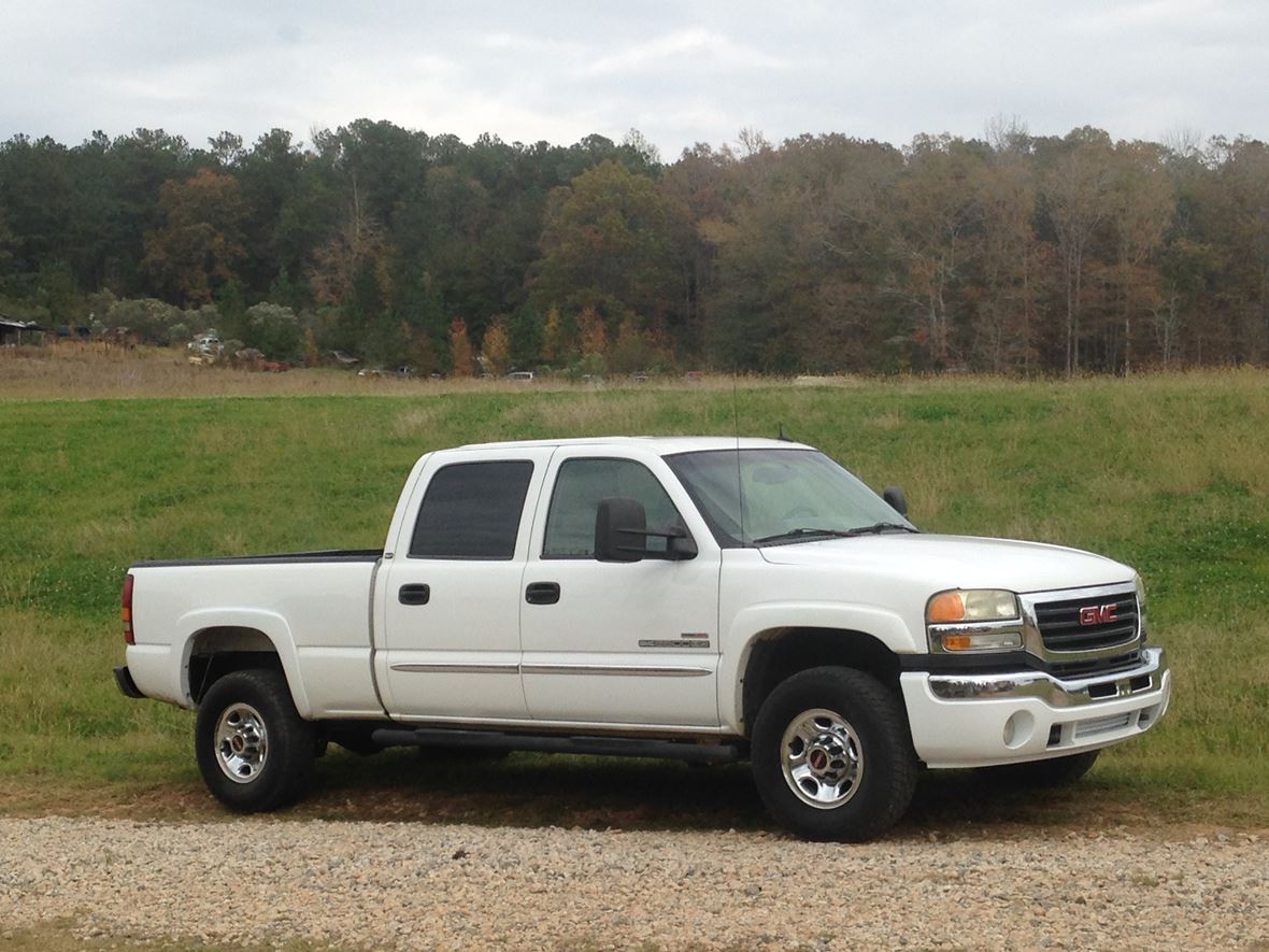 2003 GMC Sierra 2500HD for sale by owner in Lagrange