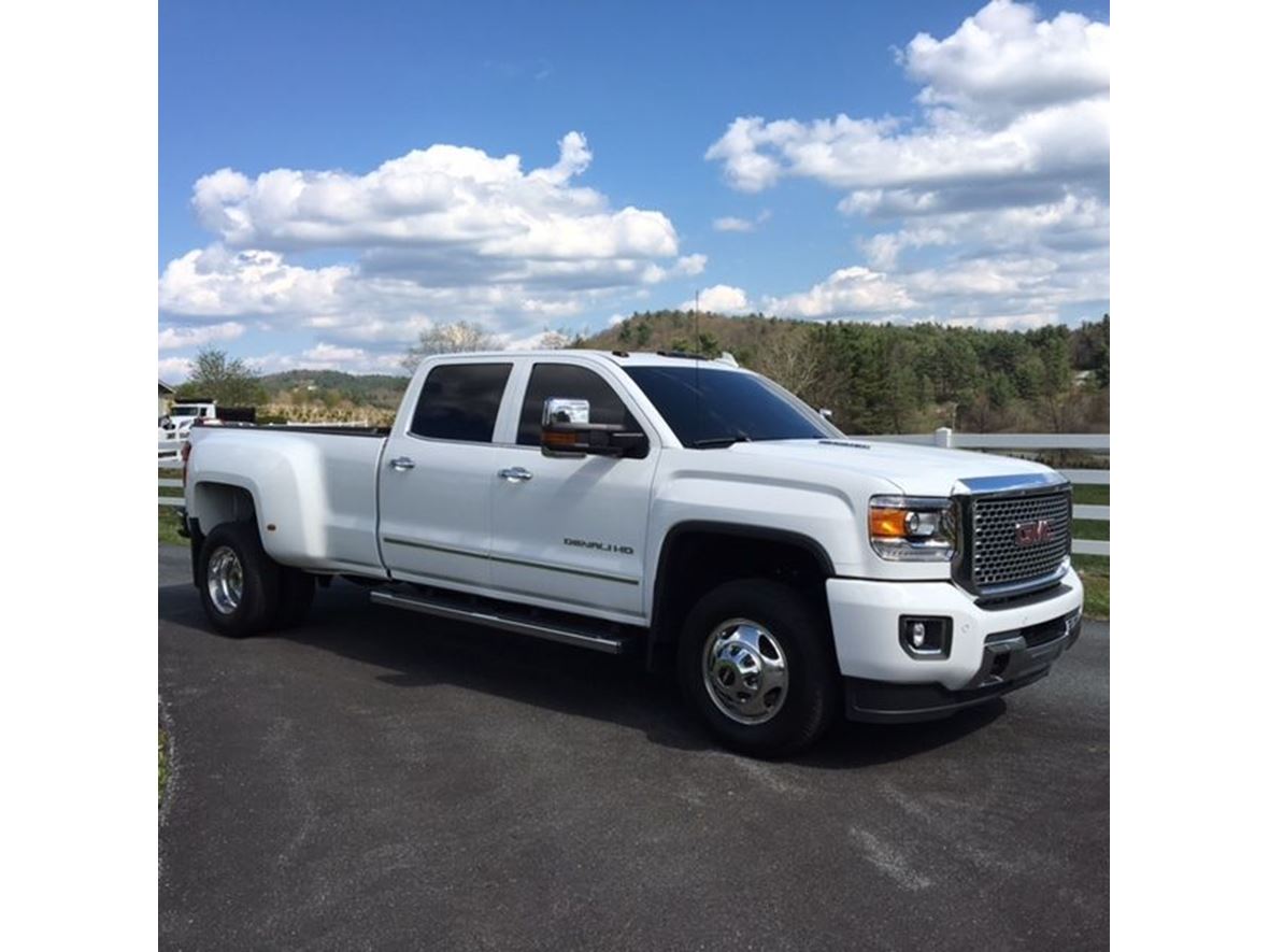 2015 GMC Sierra 3500 for sale by owner in Garysburg