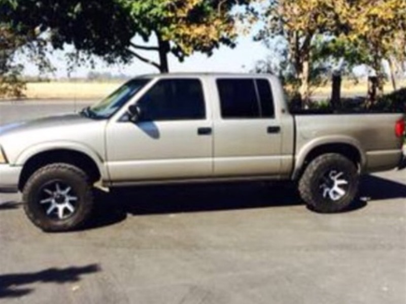 2001 GMC Sonoma for Sale by Owner in Atwater, CA 95301