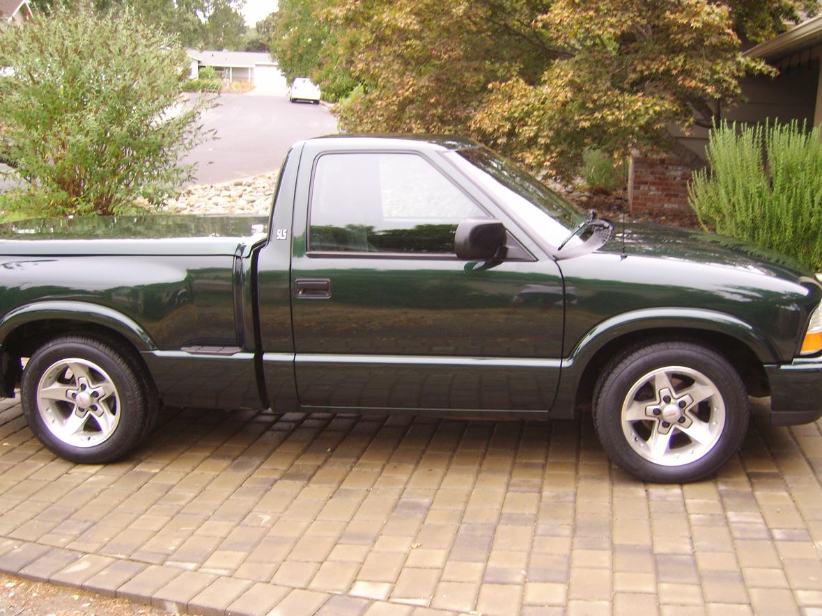 2001 GMC Sonoma for sale by owner in Danville