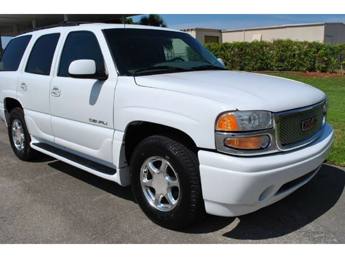 2001 GMC Yukon Denali for sale by owner in Columbia