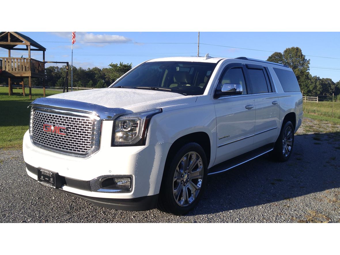 2015 GMC Yukon Denali XL for sale by owner in Soddy Daisy