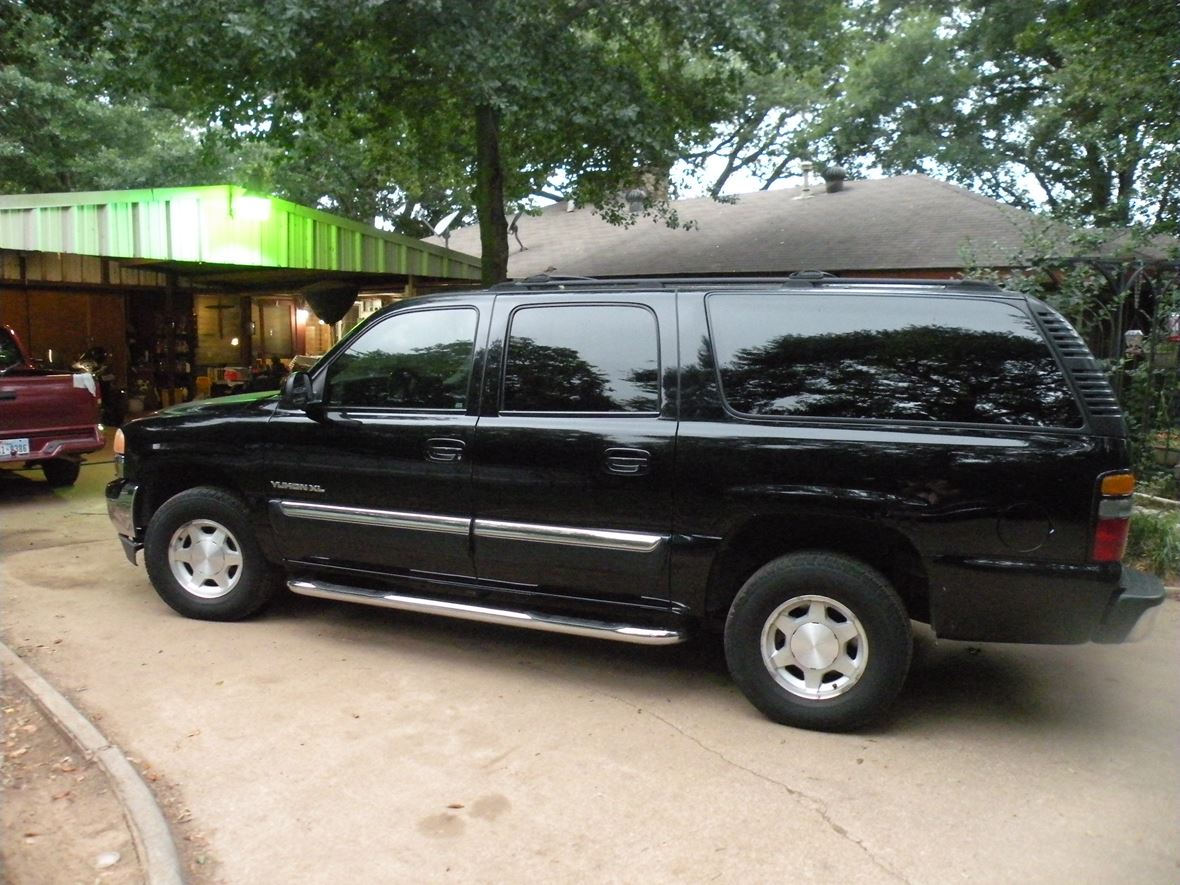 2003 GMC Yukon XL for Sale by Owner in Brenham, TX 77834