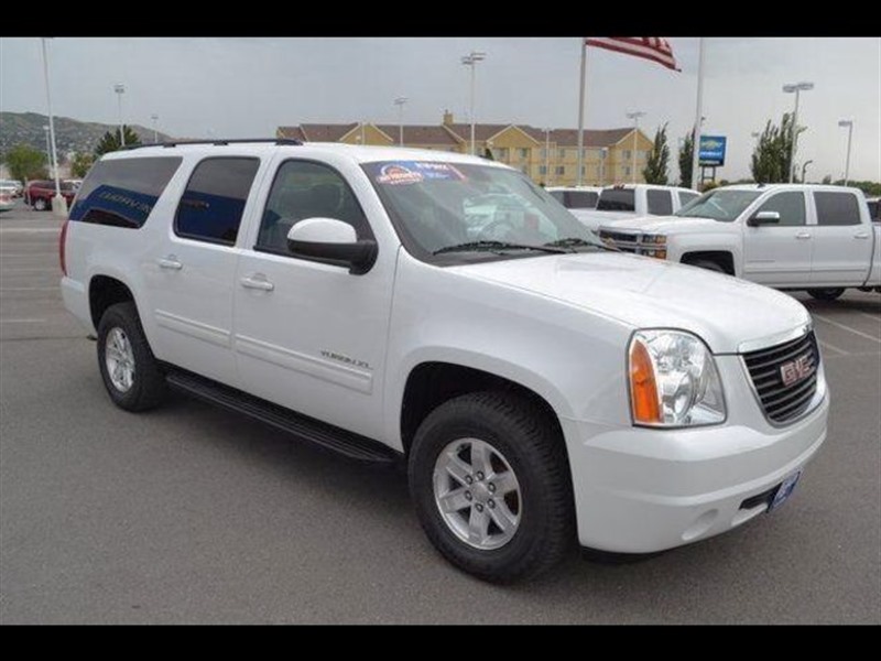 2011 GMC Yukon XL for sale by owner in SAN ANTONIO