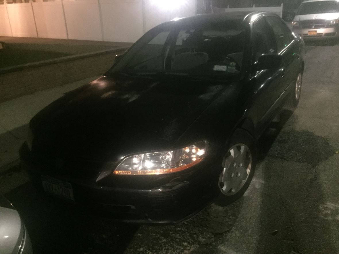 1998 Honda Accord for sale by owner in Brooklyn