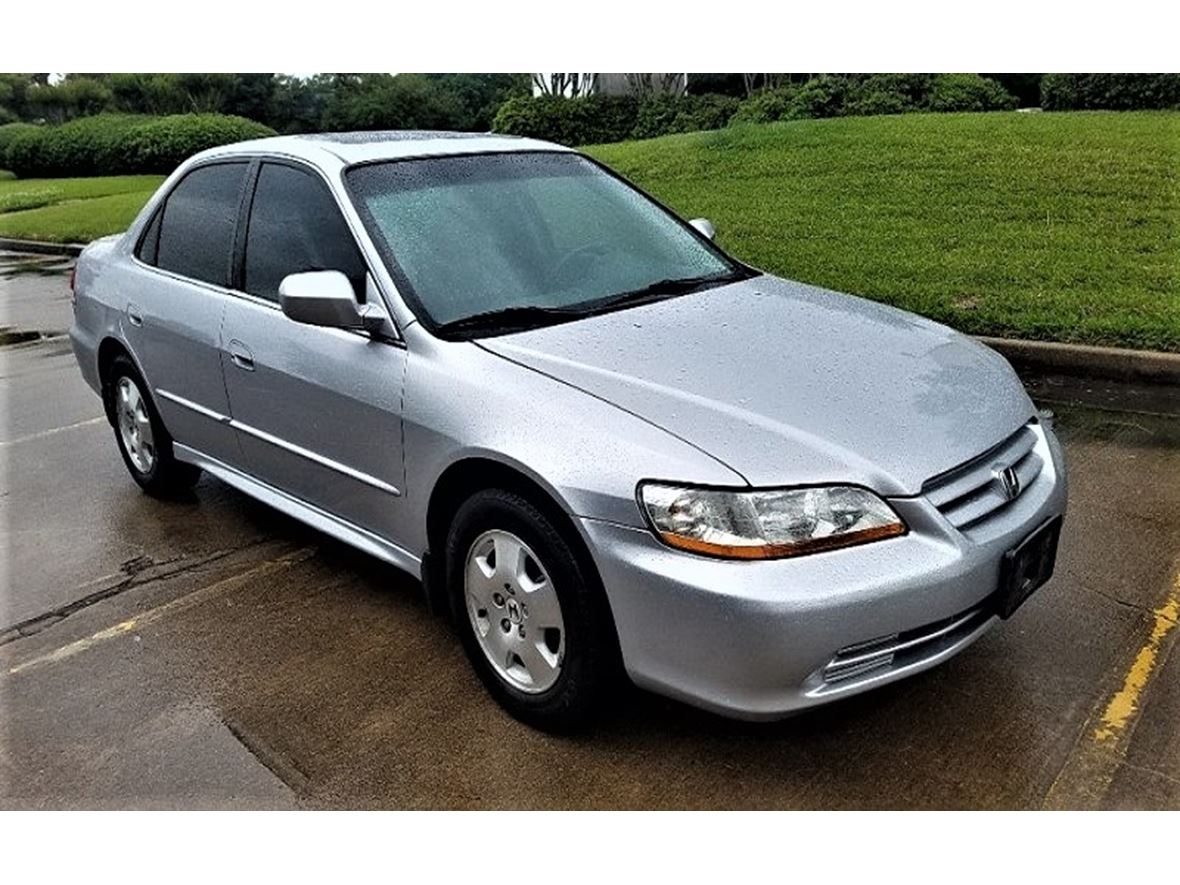 2001 Honda Accord for sale by owner in Valrico