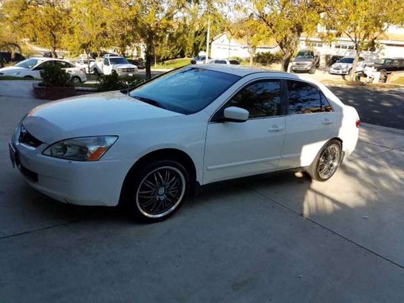 2004 Honda Accord for sale by owner in Corona