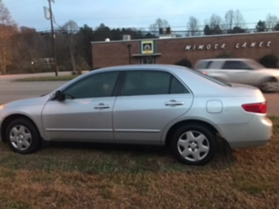 2005 Honda Accord for sale by owner in Morganton