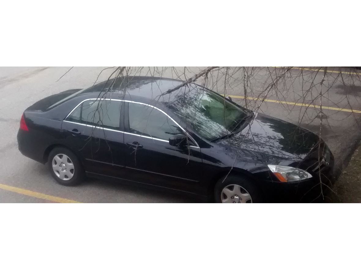2007 Honda Accord for sale by owner in Monroeville