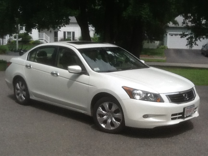2008 Honda Accord for sale by owner in WALPOLE