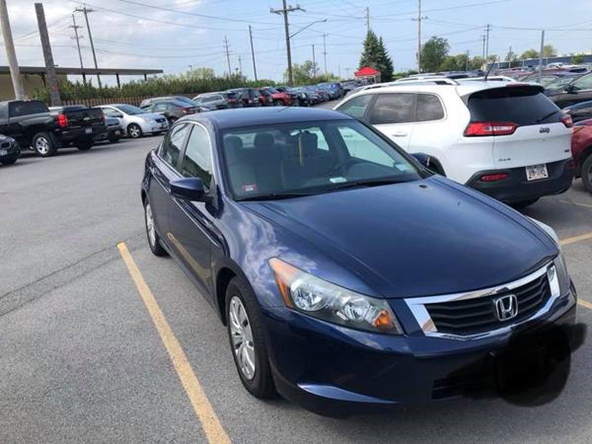 2009 Honda Accord for sale by owner in Buffalo