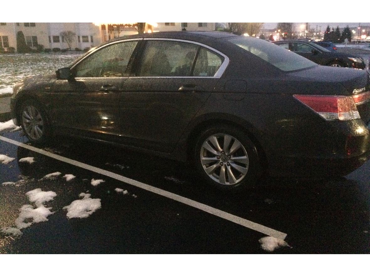 2012 Honda Accord for sale by owner in North Kingstown