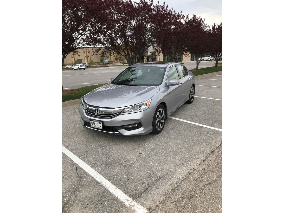 2017 Honda Accord for sale by owner in Omaha