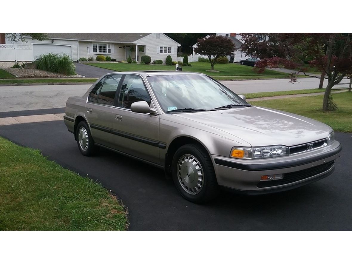 1990 Honda Accord Coupe for sale by owner in Wethersfield