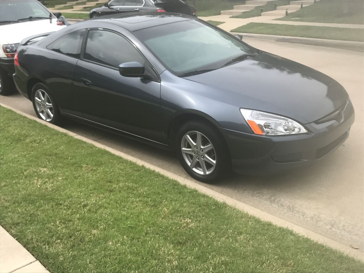 2003 Honda Accord Coupe for sale by owner in Irving