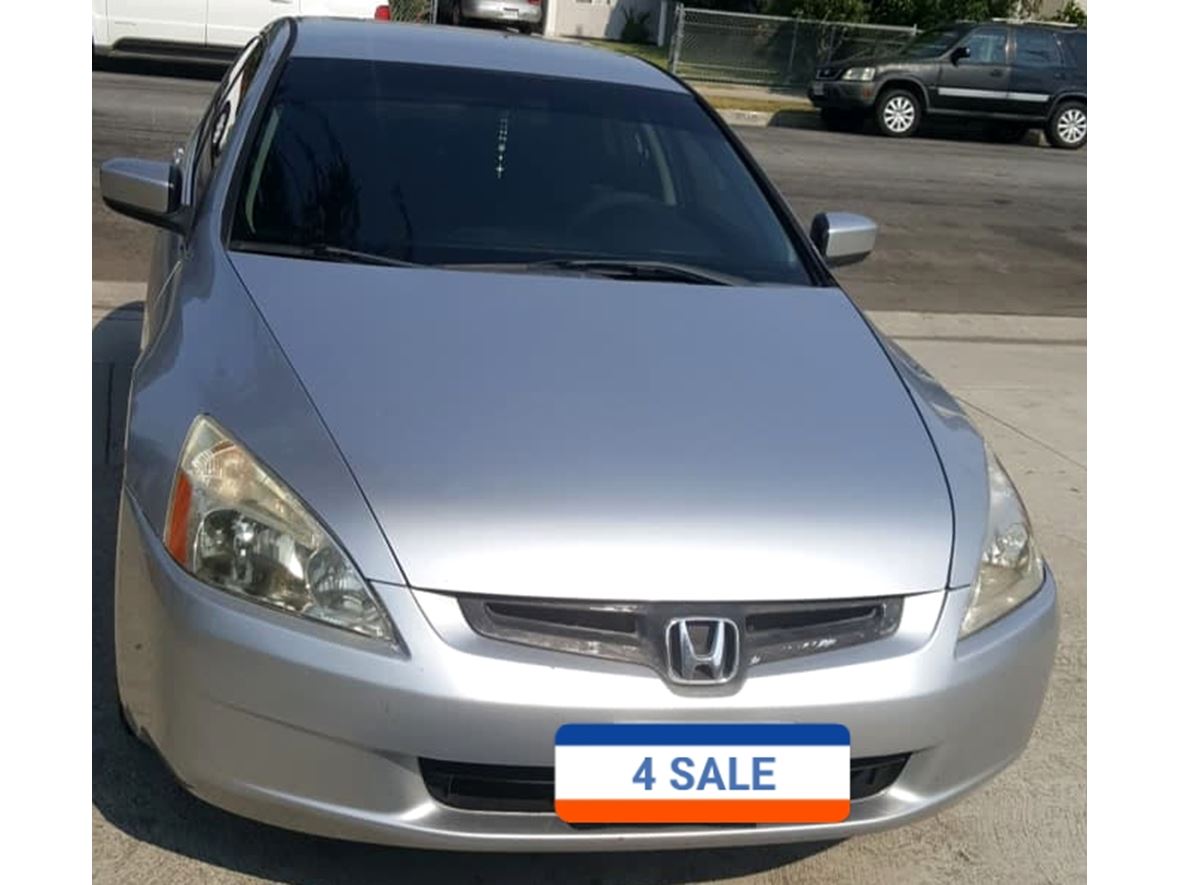 2003 Honda Accord Coupe for sale by owner in Bell Gardens