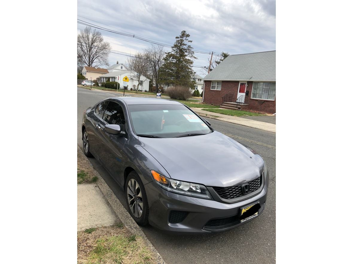 2013 Honda Accord Coupe for sale by owner in Elmwood Park