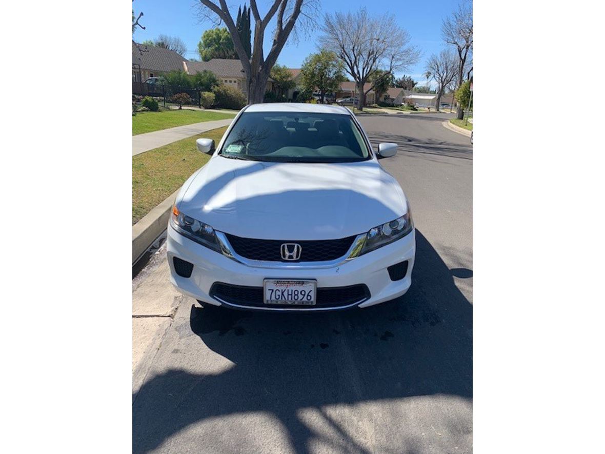 2014 Honda Accord Coupe for sale by owner in Canoga Park