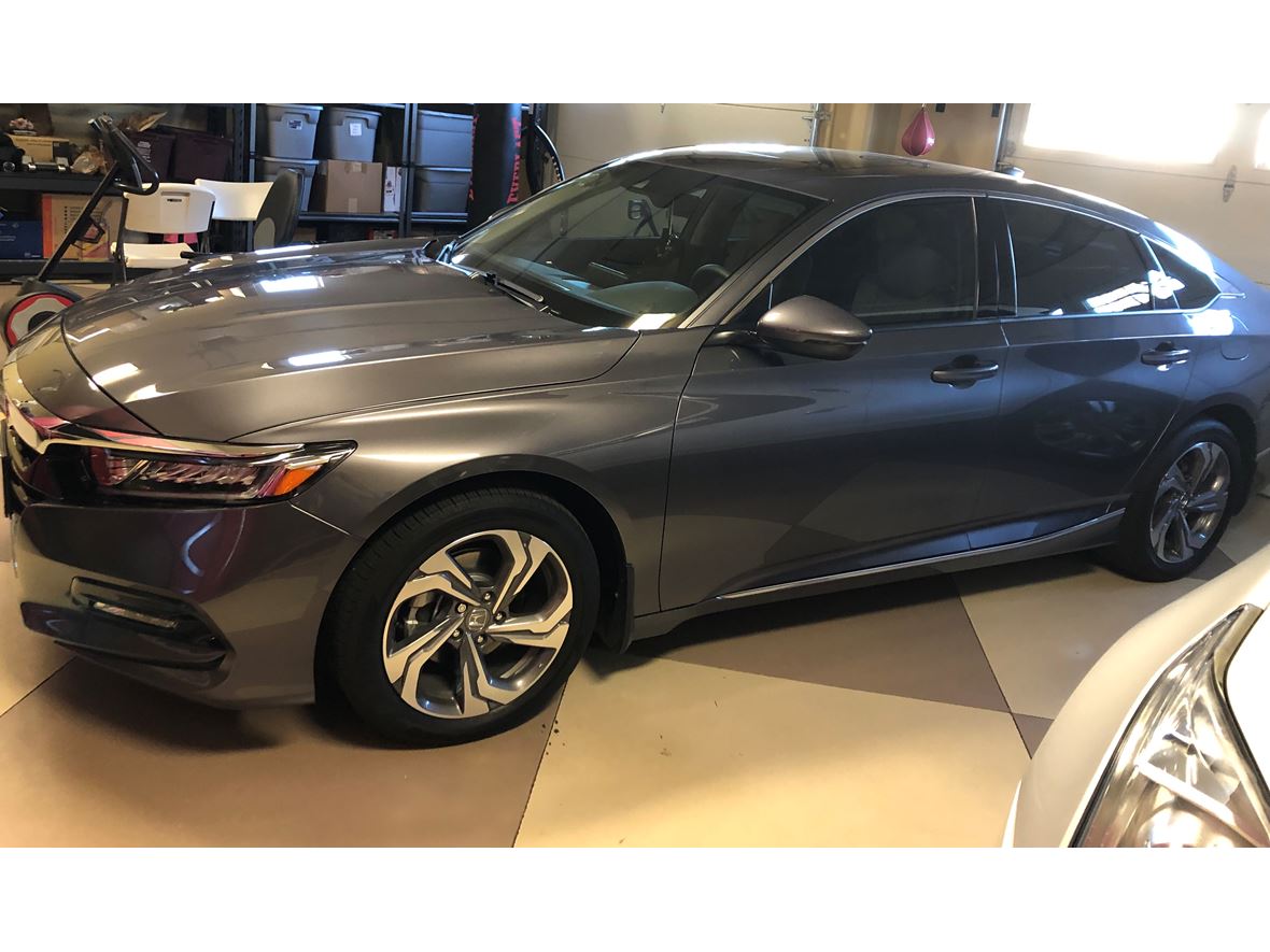 2018 Honda Accord Coupe for sale by owner in Hurricane