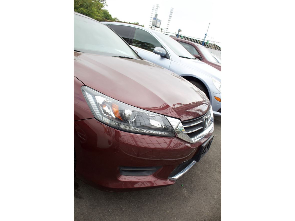 2014 Honda Accord Hybrid for sale by owner in Bronx