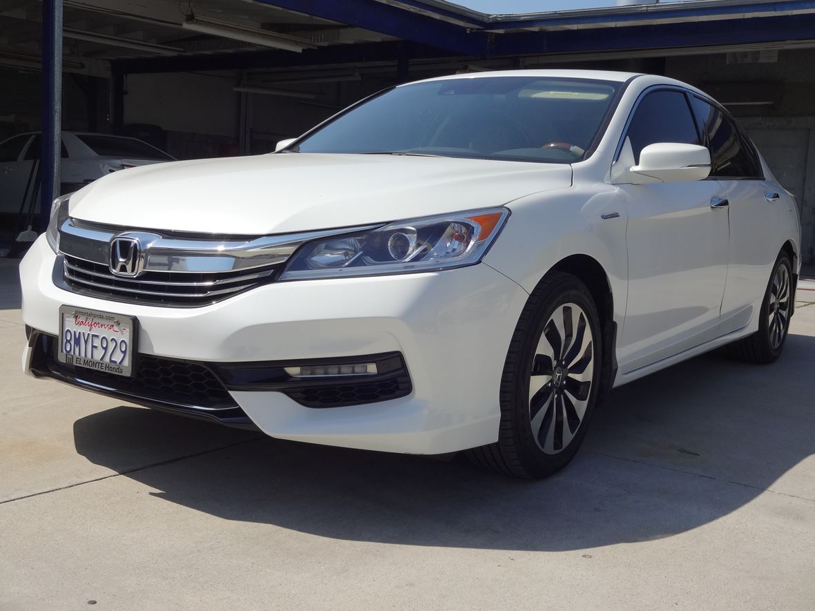 2017 Honda Accord Hybrid for sale by owner in South El Monte
