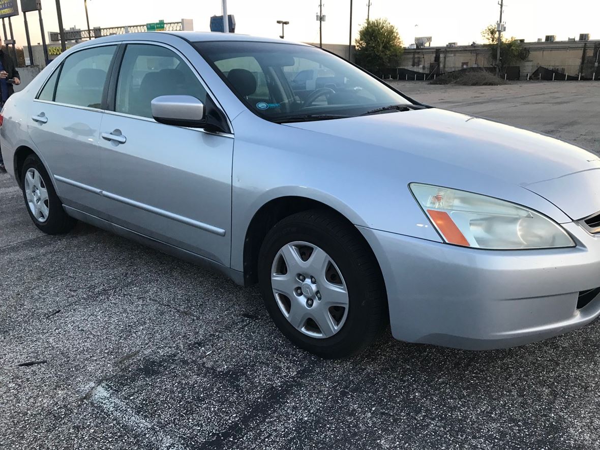 2005 Honda accord sedan for sale by owner in Houston