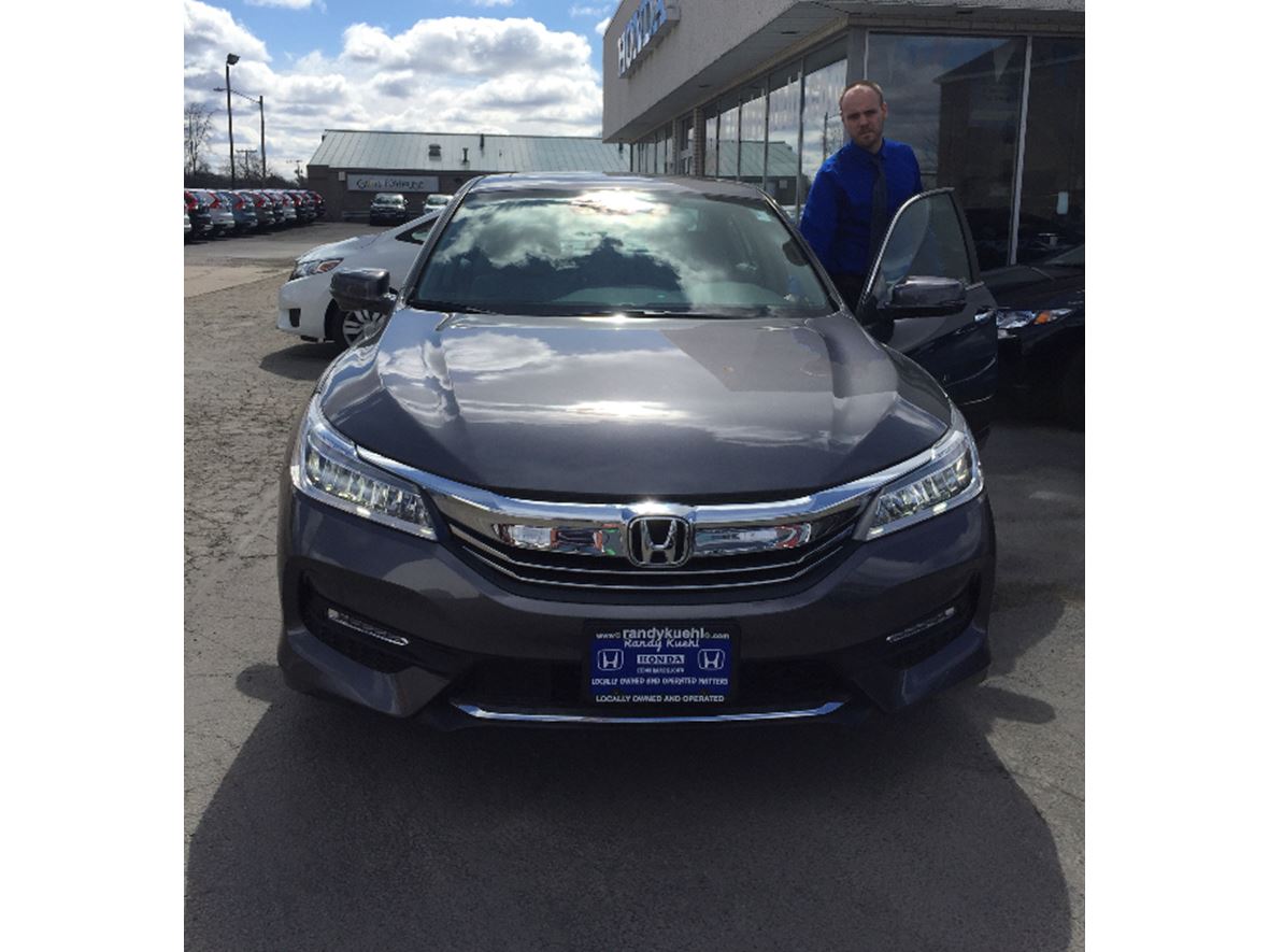 2016 Honda Accord Touring for sale by owner in Cedar Rapids