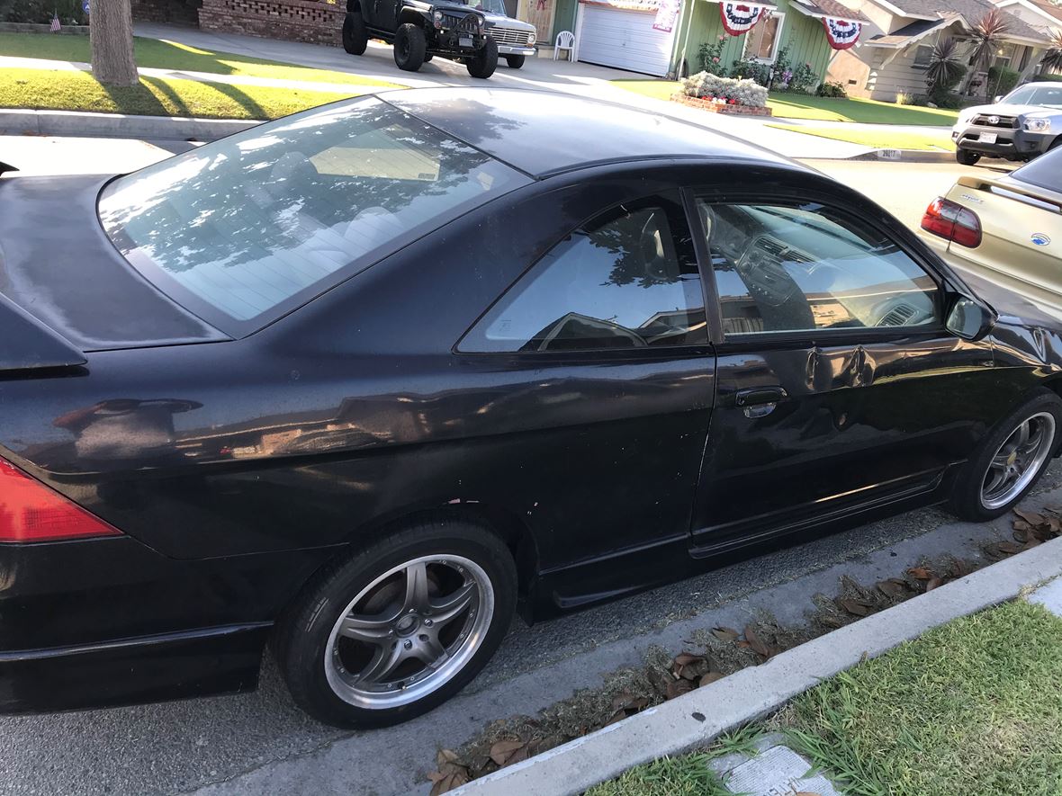 2004 Honda Civic Coupe for sale by owner in Lakewood