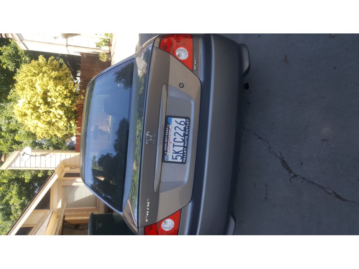 2005 Honda Civic Coupe for sale by owner in Modesto