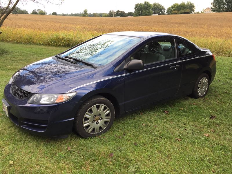 2010 Honda Civic Coupe for sale by owner in Woodstock