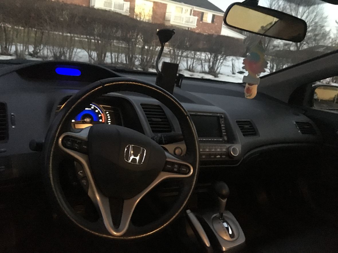 2010 Honda Civic Coupe for sale by owner in Saginaw