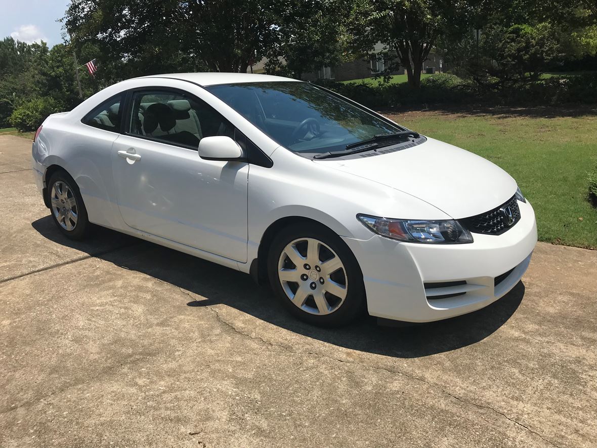 2010 Honda Civic Coupe for sale by owner in Columbus