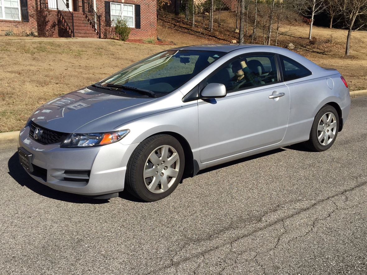 2011 Honda Civic Coupe for sale by owner in Leeds