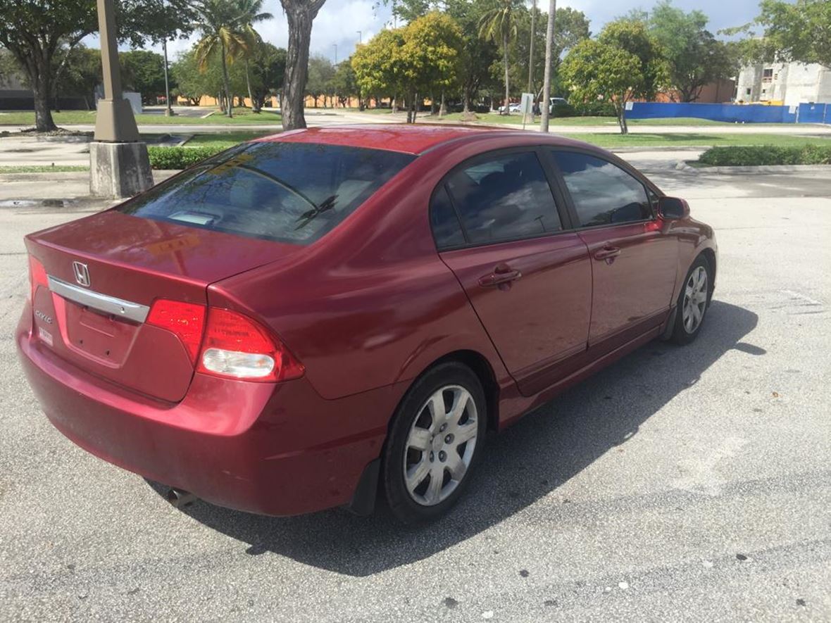 2011 Honda Civic Lx  for sale by owner in Hallandale